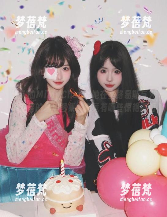 迷人的MiMi Chan：她在圣路易斯与火奴鲁鲁的私房图集，究竟有哪些惊艳画面？